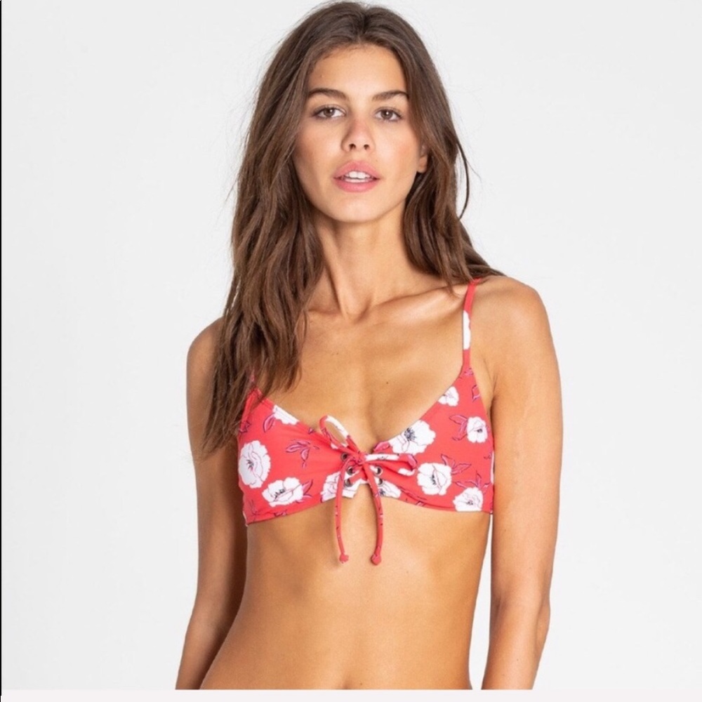 🌴🌼BILLABONG- LAST FLORAL BIKINI SET🌼🌴 - Picture 3 of 8